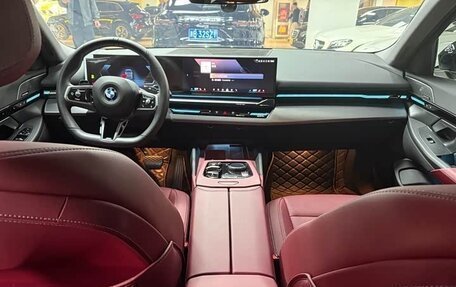 BMW 5 серия, 2025 год, 6 299 999 рублей, 7 фотография