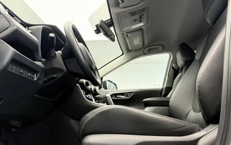 Toyota RAV4, 2021 год, 3 584 000 рублей, 9 фотография