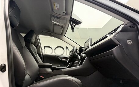 Toyota RAV4, 2021 год, 3 584 000 рублей, 13 фотография