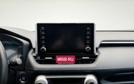Toyota RAV4, 2021 год, 3 584 000 рублей, 15 фотография