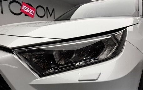 Toyota RAV4, 2021 год, 3 584 000 рублей, 19 фотография