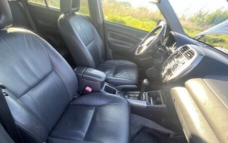 Toyota RAV4, 2005 год, 725 000 рублей, 5 фотография