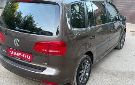 Volkswagen Touran III, 2014 год, 1 250 000 рублей, 3 фотография