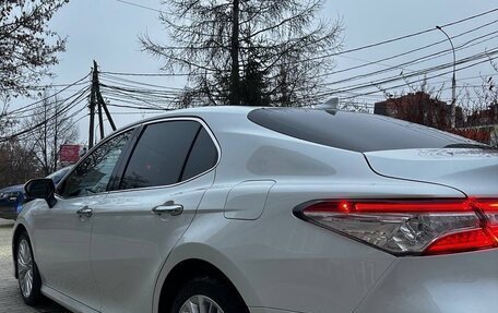 Toyota Camry, 2020 год, 2 800 000 рублей, 20 фотография