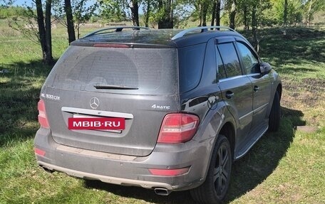 Mercedes-Benz M-Класс, 2010 год, 1 350 000 рублей, 2 фотография