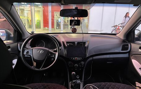 Hyundai Solaris II рестайлинг, 2011 год, 550 000 рублей, 7 фотография