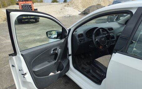 Volkswagen Polo VI (EU Market), 2015 год, 650 000 рублей, 3 фотография
