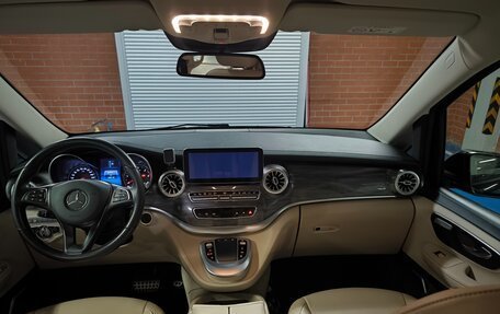 Mercedes-Benz V-Класс, 2020 год, 6 900 000 рублей, 23 фотография