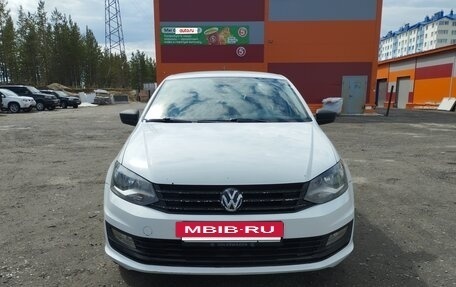 Volkswagen Polo VI (EU Market), 2015 год, 650 000 рублей, 10 фотография