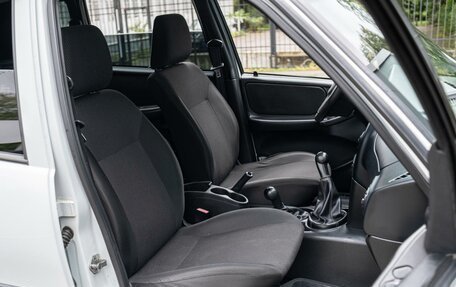 Chevrolet Niva I рестайлинг, 2015 год, 850 000 рублей, 8 фотография