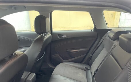 Opel Astra J, 2013 год, 790 000 рублей, 6 фотография