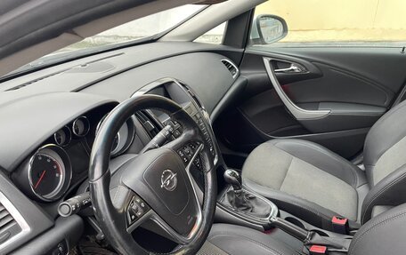 Opel Astra J, 2013 год, 790 000 рублей, 5 фотография
