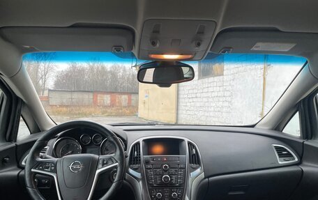 Opel Astra J, 2013 год, 790 000 рублей, 10 фотография