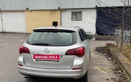 Opel Astra J, 2013 год, 790 000 рублей, 3 фотография