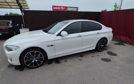 BMW 5 серия, 2011 год, 1 390 000 рублей, 11 фотография