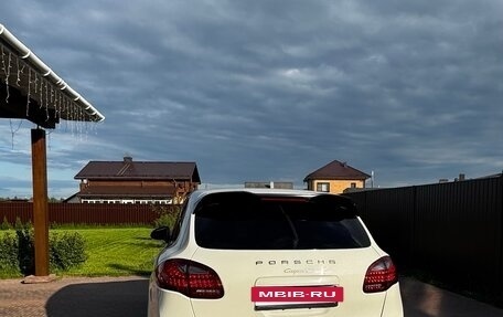 Porsche Cayenne III, 2011 год, 2 500 000 рублей, 2 фотография