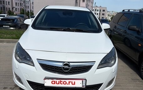 Opel Astra J, 2011 год, 850 000 рублей, 1 фотография