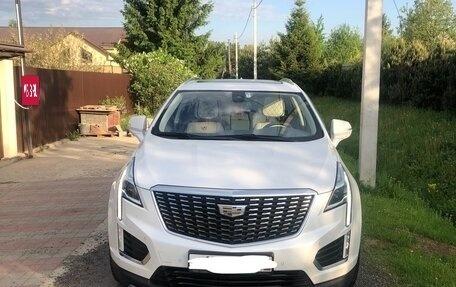 Cadillac XT5 I рестайлинг, 2020 год, 3 250 000 рублей, 2 фотография