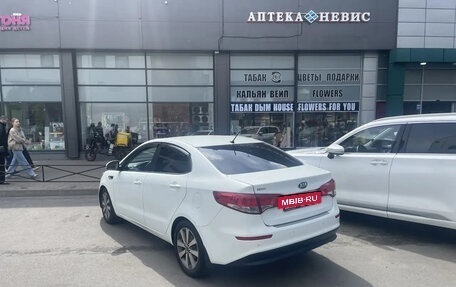 KIA Rio III рестайлинг, 2016 год, 850 000 рублей, 3 фотография