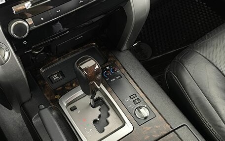 Toyota Land Cruiser 200, 2012 год, 3 050 000 рублей, 19 фотография