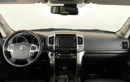 Toyota Land Cruiser 200, 2012 год, 3 050 000 рублей, 16 фотография