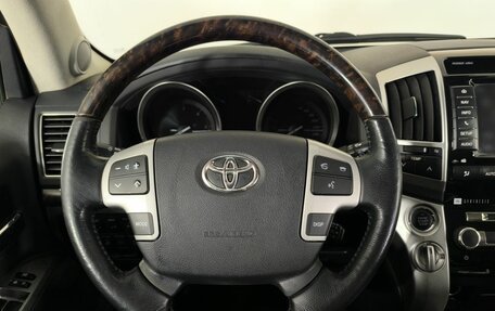 Toyota Land Cruiser 200, 2012 год, 3 050 000 рублей, 17 фотография