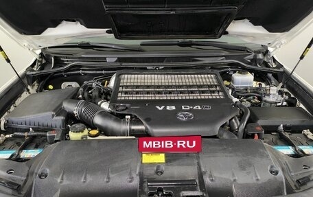 Toyota Land Cruiser 200, 2012 год, 3 050 000 рублей, 29 фотография