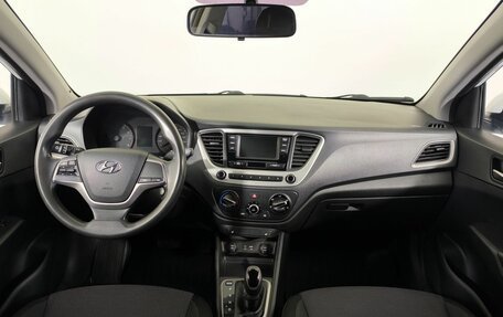 Hyundai Solaris II рестайлинг, 2018 год, 1 180 000 рублей, 13 фотография