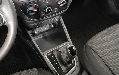 Hyundai Solaris II рестайлинг, 2018 год, 1 180 000 рублей, 15 фотография