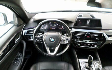 BMW 5 серия, 2017 год, 2 599 000 рублей, 10 фотография
