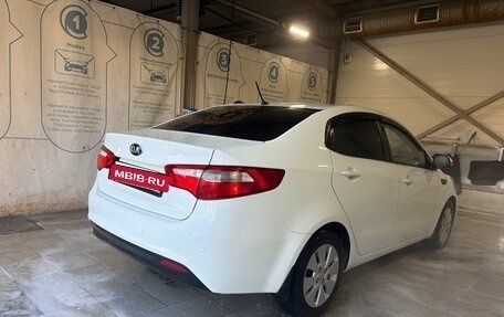 KIA Rio III рестайлинг, 2013 год, 750 000 рублей, 8 фотография