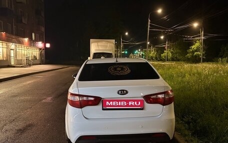 KIA Rio III рестайлинг, 2013 год, 750 000 рублей, 5 фотография