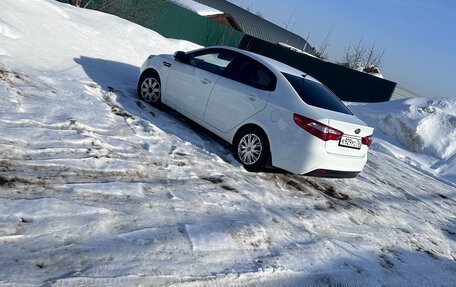 KIA Rio III рестайлинг, 2013 год, 750 000 рублей, 13 фотография