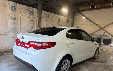 KIA Rio III рестайлинг, 2013 год, 750 000 рублей, 7 фотография