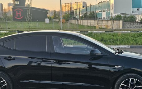 Hyundai Elantra VI рестайлинг, 2019 год, 1 615 000 рублей, 7 фотография
