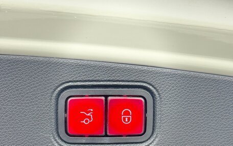 Mercedes-Benz E-Класс, 2020 год, 5 850 000 рублей, 14 фотография