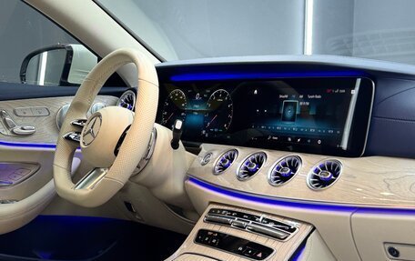Mercedes-Benz E-Класс, 2020 год, 5 850 000 рублей, 31 фотография