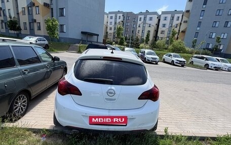 Opel Astra J, 2011 год, 850 000 рублей, 4 фотография