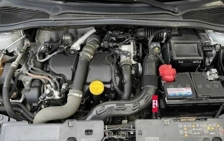 Renault Clio IV рестайлинг, 2017 год, 1 070 000 рублей, 7 фотография