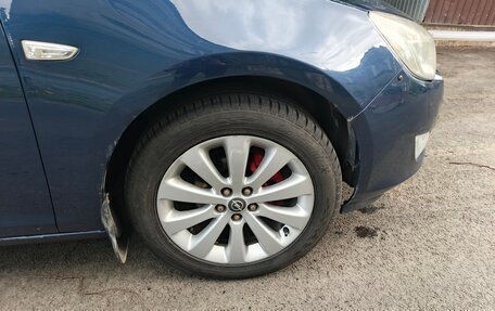 Opel Astra J, 2011 год, 400 000 рублей, 10 фотография