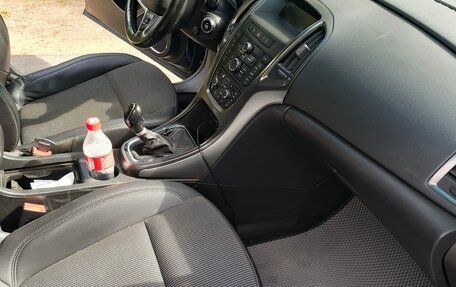 Opel Astra J, 2011 год, 400 000 рублей, 14 фотография