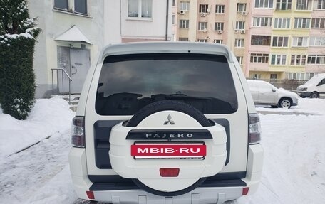 Mitsubishi Pajero IV, 2012 год, 2 200 000 рублей, 4 фотография