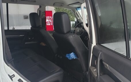 Mitsubishi Pajero IV, 2012 год, 2 200 000 рублей, 12 фотография