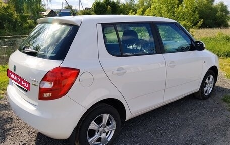 Skoda Fabia II, 2011 год, 715 000 рублей, 2 фотография