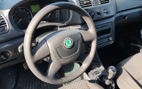 Skoda Fabia II, 2011 год, 715 000 рублей, 10 фотография