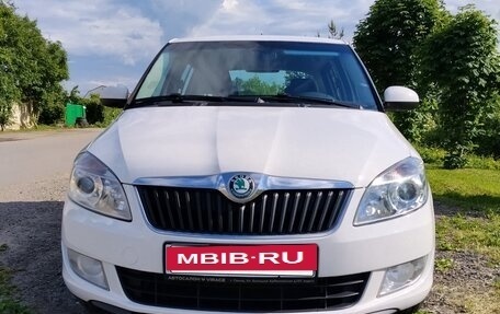 Skoda Fabia II, 2011 год, 715 000 рублей, 4 фотография