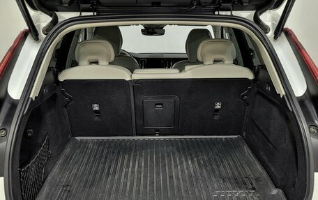 Volvo XC60 II, 2021 год, 4 000 000 рублей, 14 фотография