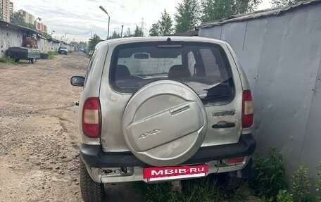 Chevrolet Niva I рестайлинг, 2004 год, 35 000 рублей, 4 фотография