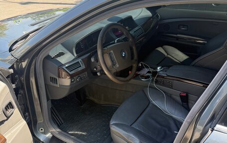 BMW 7 серия, 2004 год, 899 000 рублей, 9 фотография