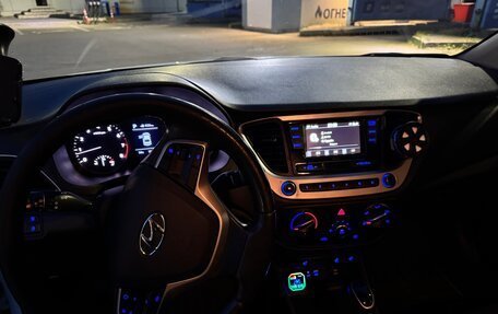 Hyundai Solaris II рестайлинг, 2018 год, 1 249 999 рублей, 13 фотография